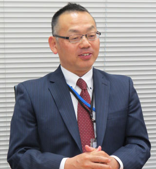 入念な事前説明と利用者側の協力でクレームを最小限に抑えスケジュール通りの稼働9割近くの機能再現と2割強のコスト削減を達成