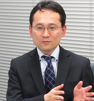 入念な事前説明と利用者側の協力でクレームを最小限に抑えスケジュール通りの稼働9割近くの機能再現と2割強のコスト削減を達成